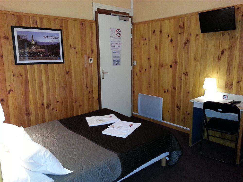 Le 13 Bvd Guest house Lourdes