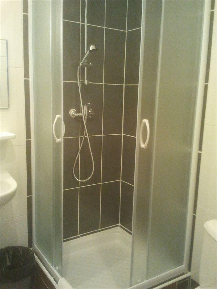 Le 13 Bvd Guest house